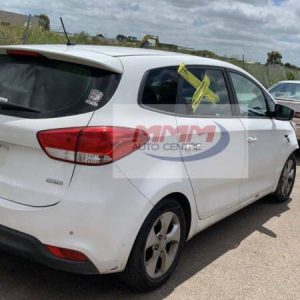 Car Wrecking - Kia Rondo 2014