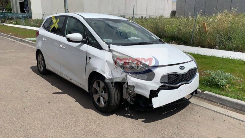 Car Wrecking - Kia Rondo 2014