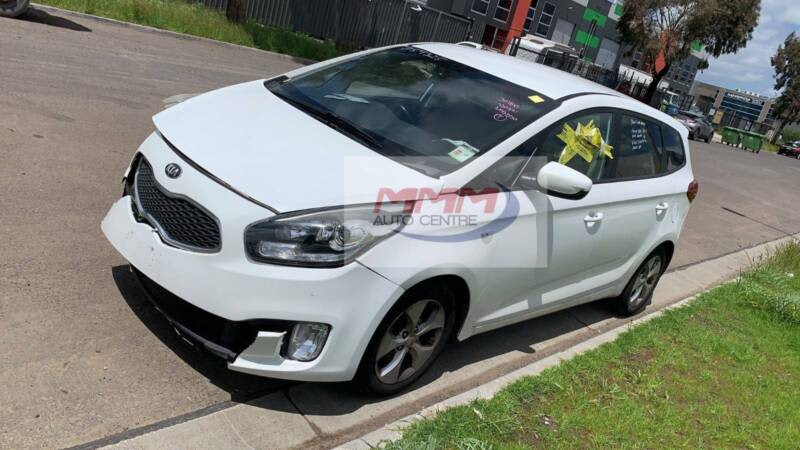 Car Wrecking - Kia Rondo 2014