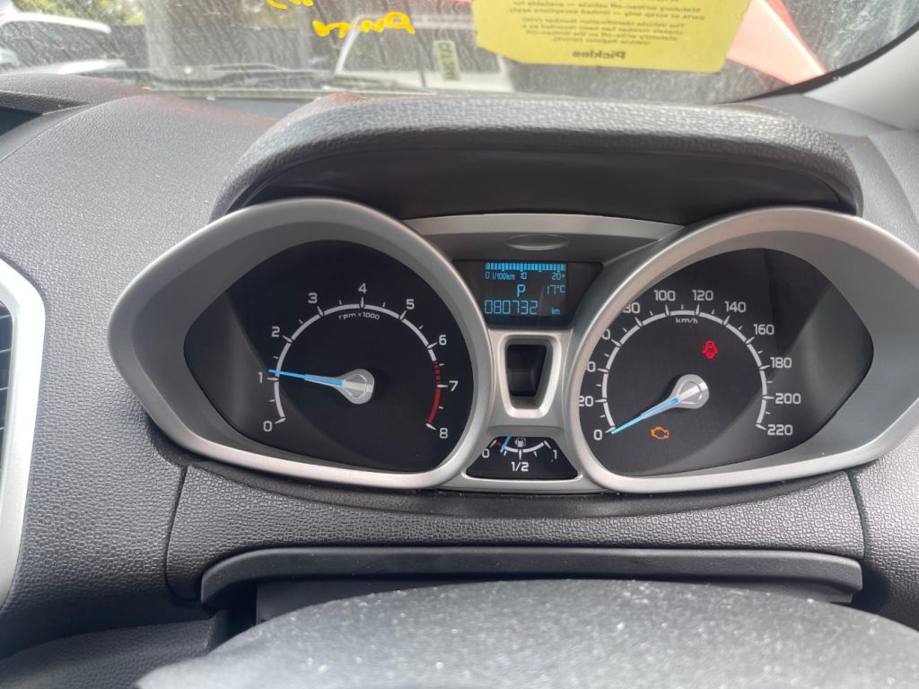 Car Wreckers - Ford Ecosport 2015 Orange Auto