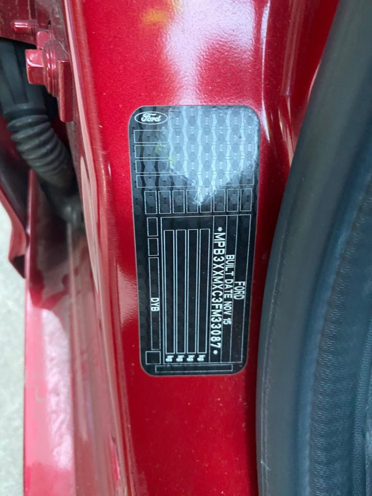 Car Wreckers - Ford Focus 2015 Red Auto