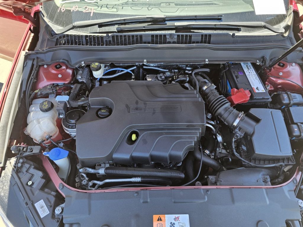 Car Wreckers - Ford Mondeo 2015 Red Auto Diesel