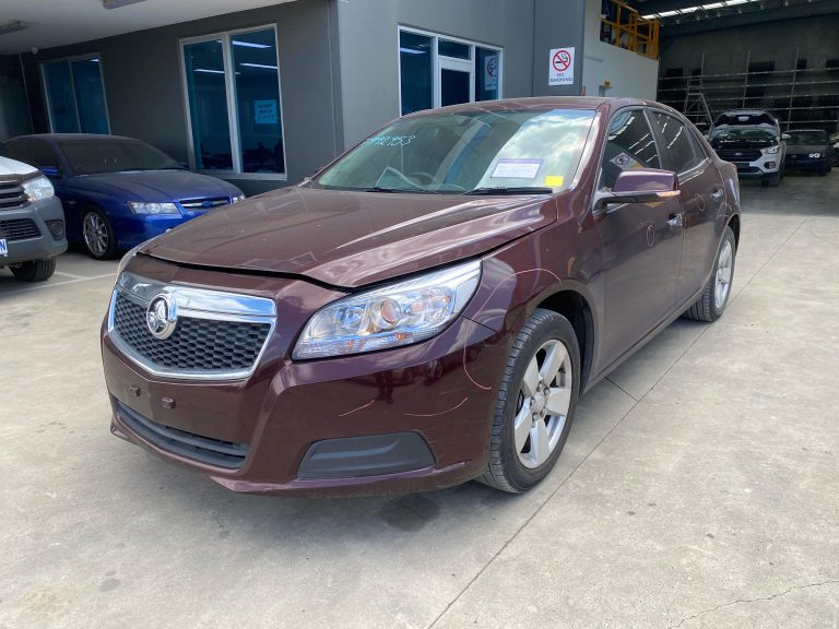 Car Wreckers - Holden Malibu 2015 Maroon Auto Petrol