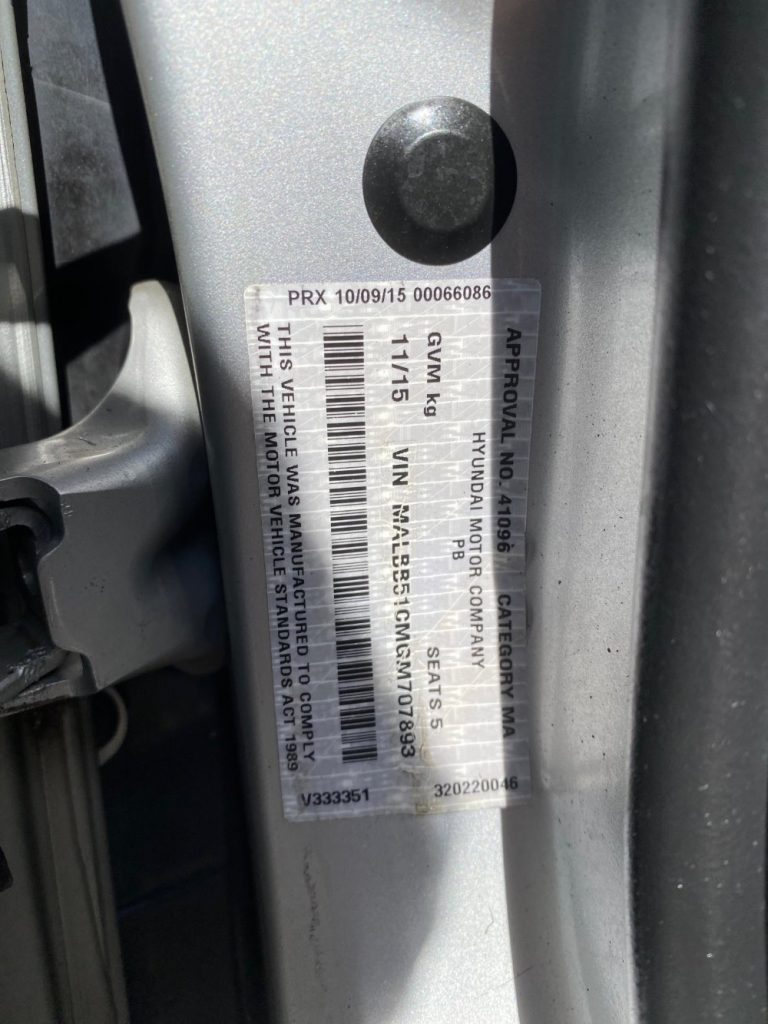 Car Wreckers - Hyundai i20 2015 Silver Auto Petrol