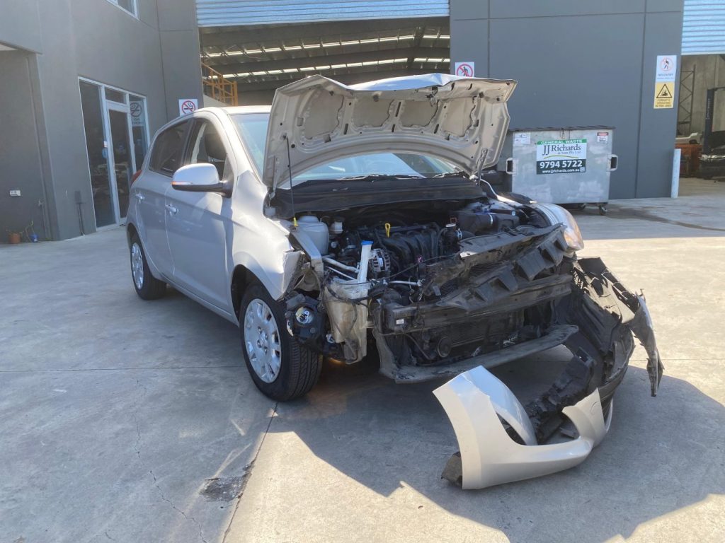 Car Wreckers - Hyundai i20 2015 Silver Auto Petrol