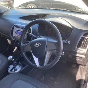 Car Wreckers - Hyundai i20 2015 Silver Auto Petrol