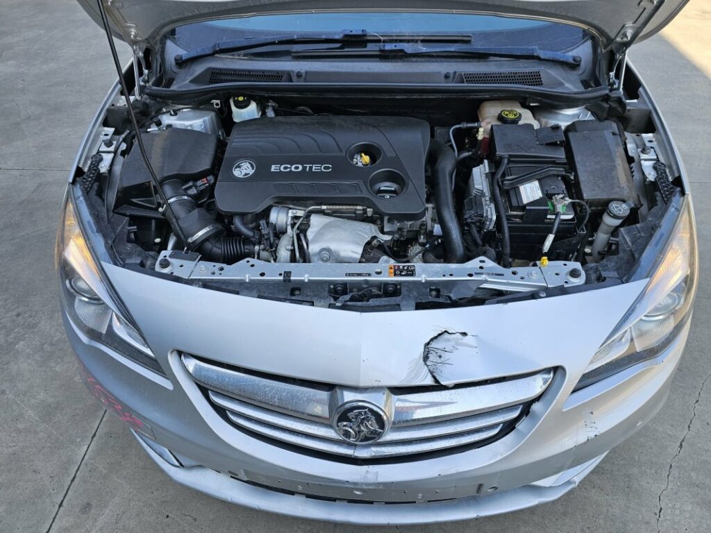 Car Wrecker - 2015 Holden Cascada