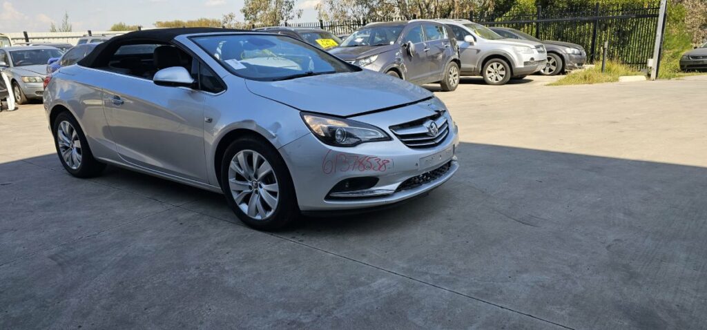 Car Wrecker - 2015 Holden Cascada