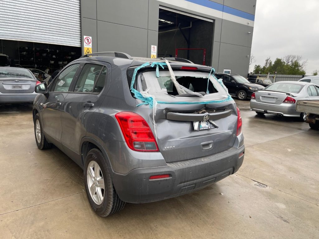 Car Wreckers - Holden Trax 2015 Grey Auto