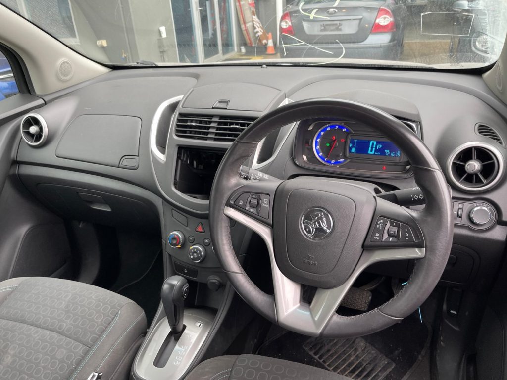 Car Wreckers - Holden Trax 2015 Grey Auto