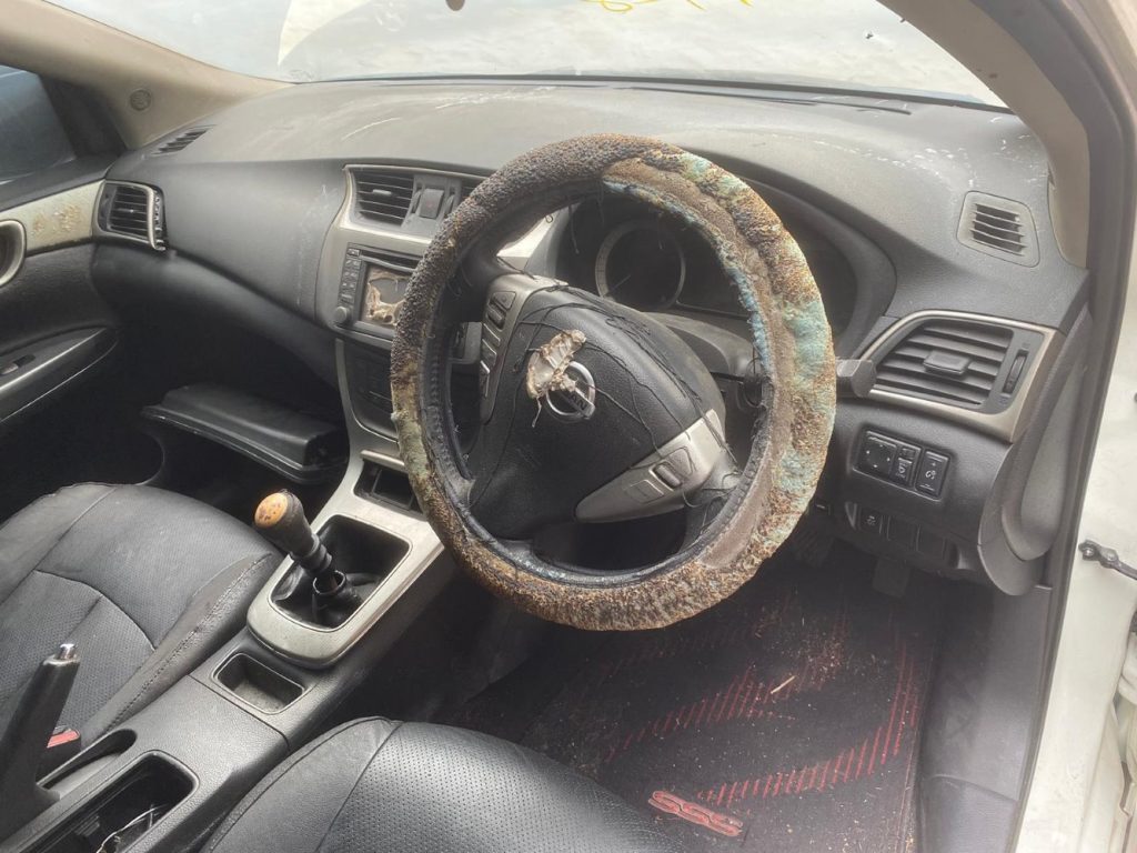 Car Wreckers - Nissan Pulsar 2015 White Auto Petrol