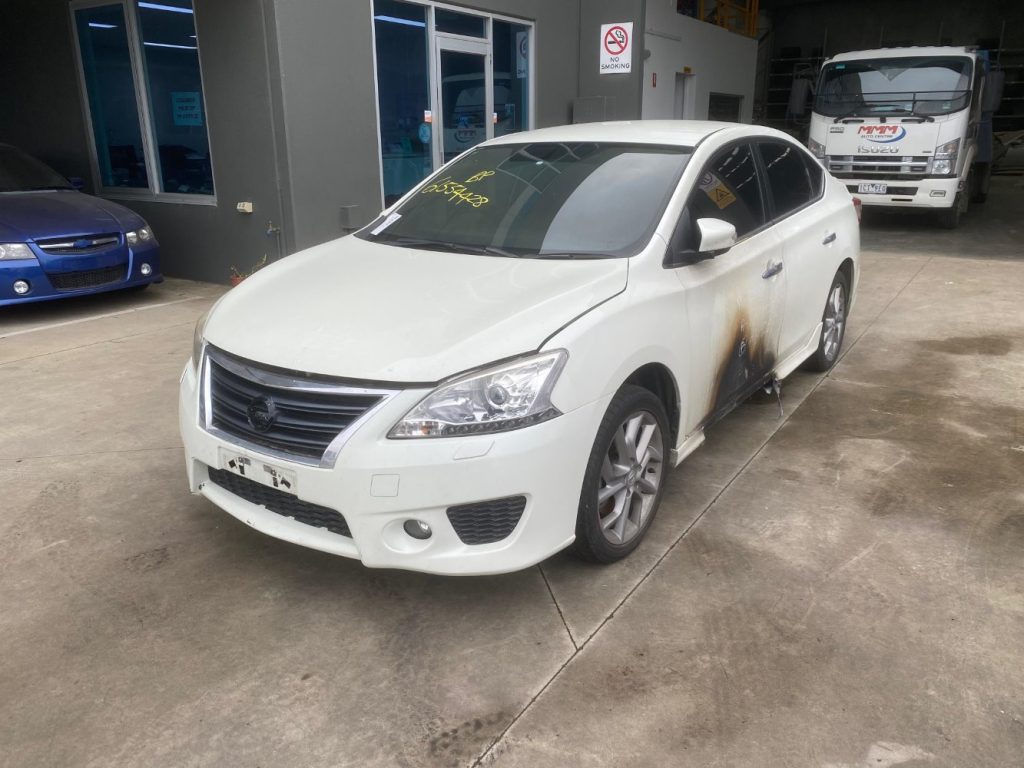 Car Wreckers - Nissan Pulsar 2015 White Auto Petrol