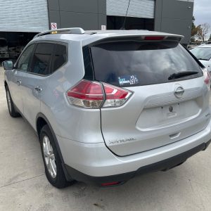 Car Wreckers - Nissan X-Trail 2015 Silver Auto Petrol