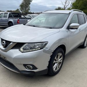 Car Wreckers - Nissan X-Trail 2015 Silver Auto Petrol