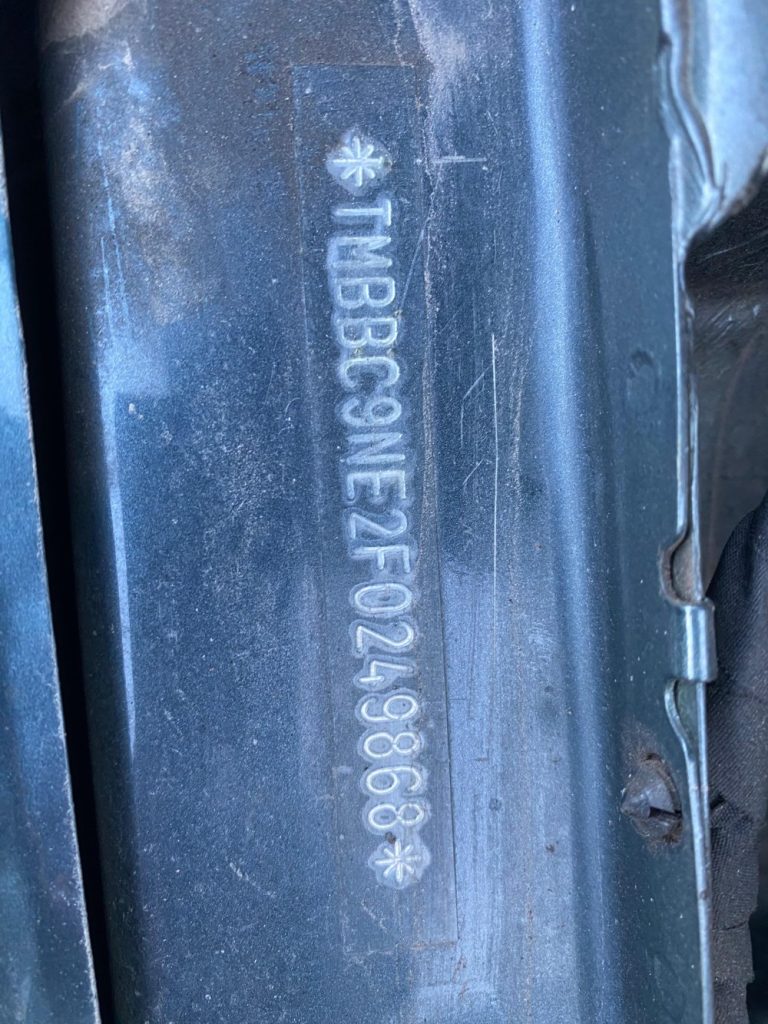 Car Wreckers - Skoda Octavia 2015 Grey Auto