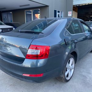 Car Wreckers - Skoda Octavia 2015 Grey Auto