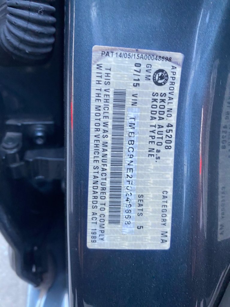 Car Wreckers - Skoda Octavia 2015 Grey Auto