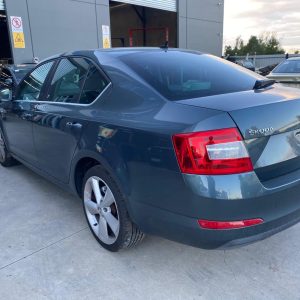 Car Wreckers - Skoda Octavia 2015 Grey Auto