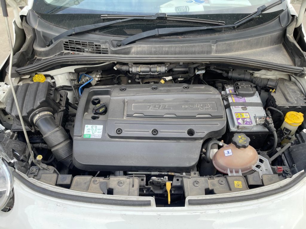 Car Wreckers - Fait 500x 2016 White Auto Petrol