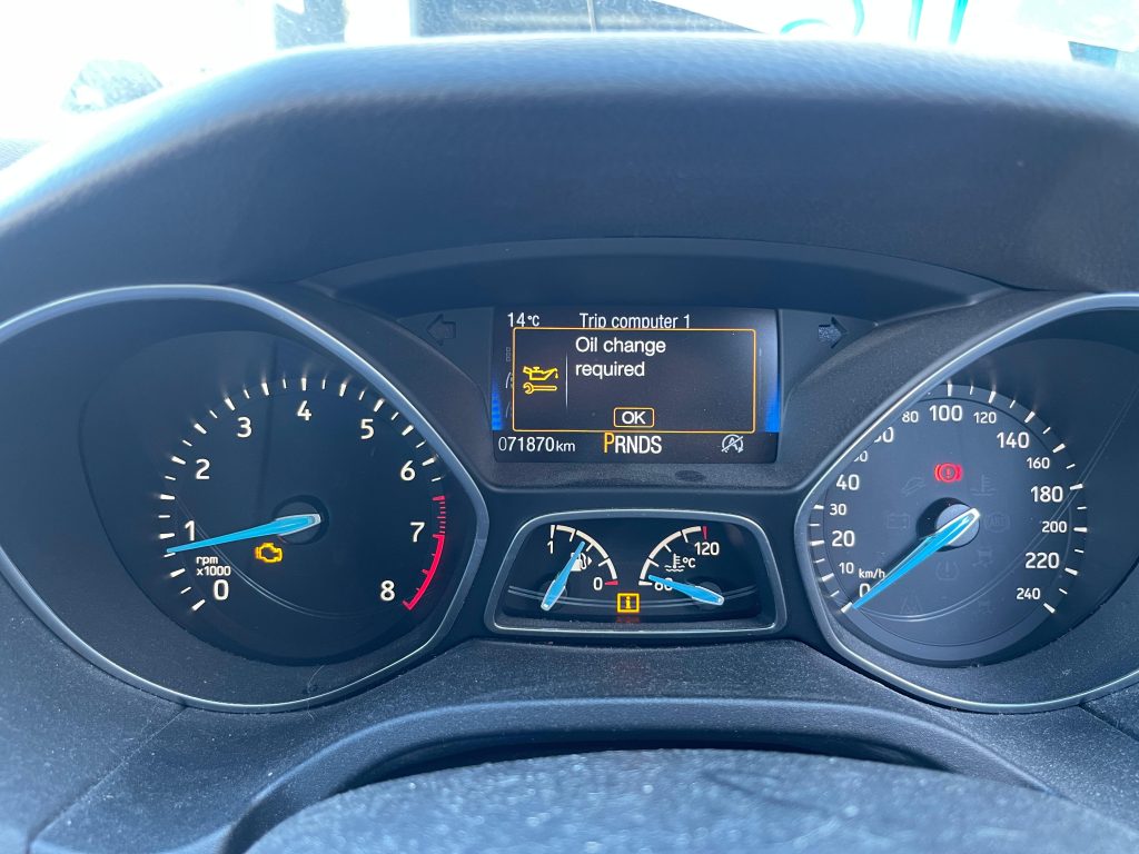 Car Wreckers - Ford Focus 2016 White Auto