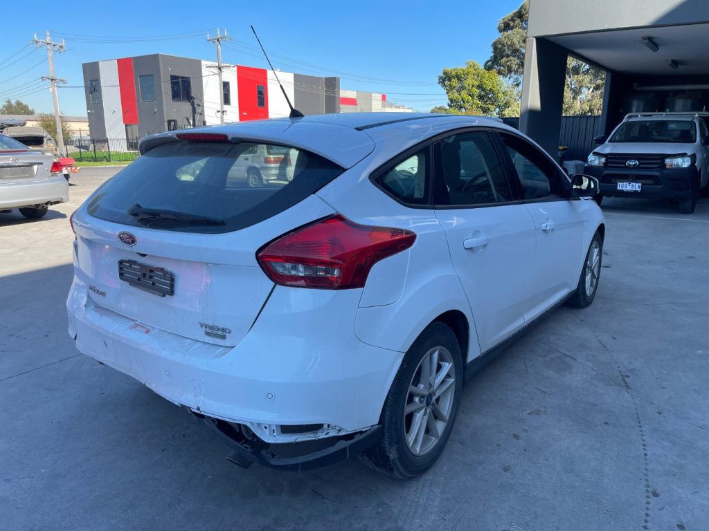 Car Wreckers - Ford Focus 2016 White Auto