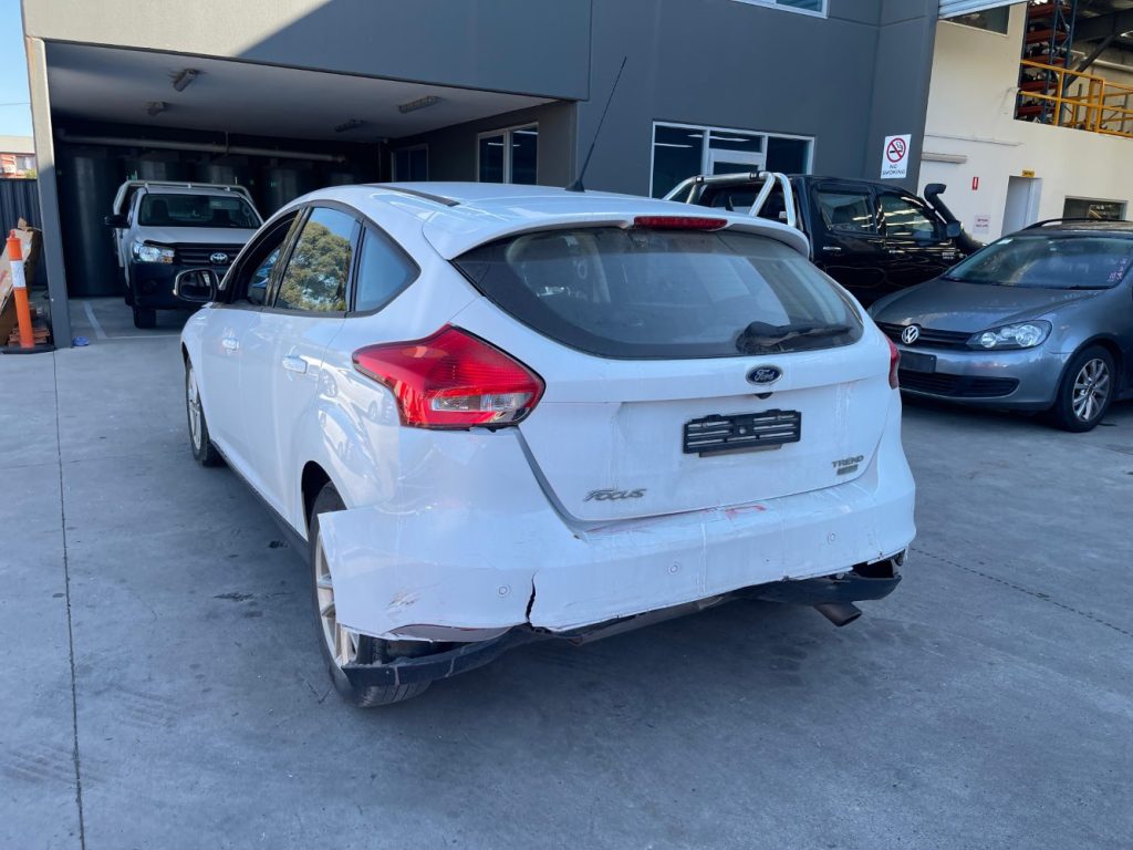 Car Wreckers - Ford Focus 2016 White Auto