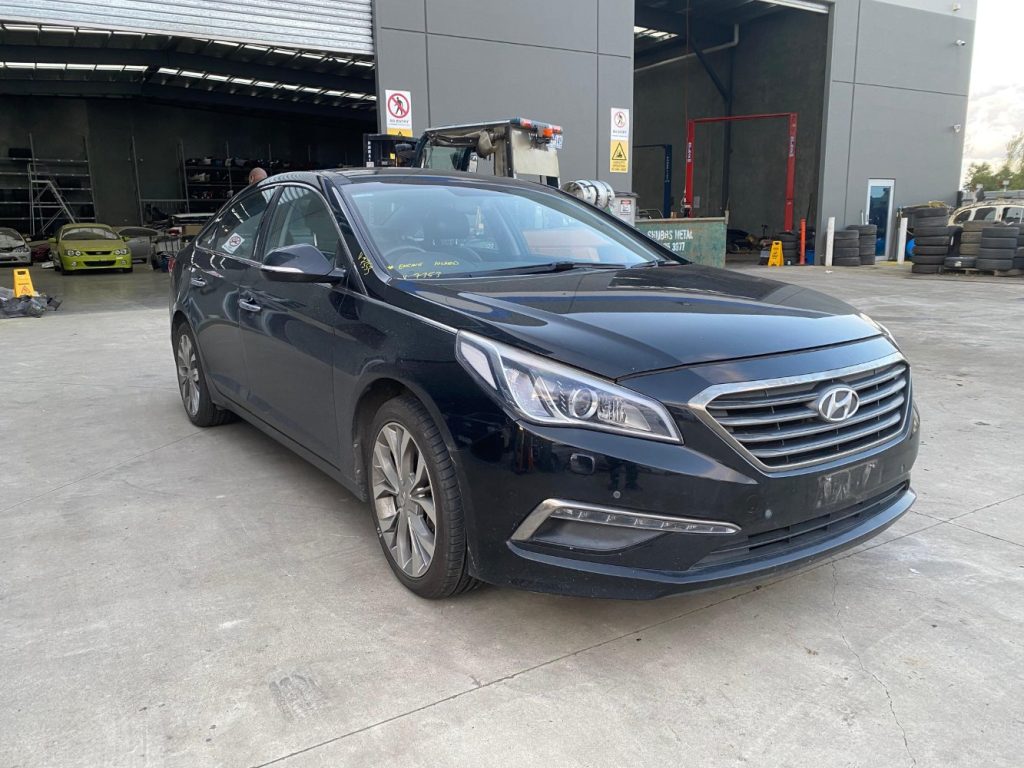 Hyundai Sonata 2016 LF VII 2.0L G4KH Euro 4 DOHC 16v Turbo Petrol Direct Inj. 4cyl 180kW Sedan FWD