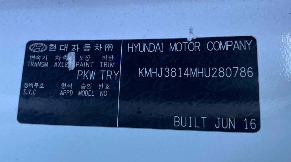 Car Wreckers - Hyundai Tucson 2016 White Auto Petrol