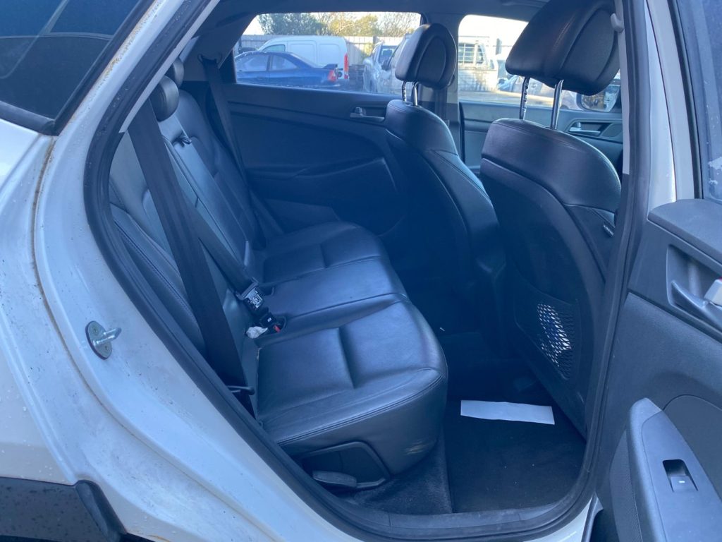 Car Wreckers - Hyundai Tucson 2016 White Auto Petrol