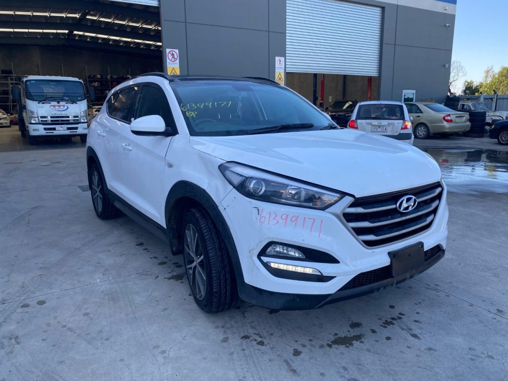 Car Wreckers - Hyundai Tucson 2016 White Auto Petrol
