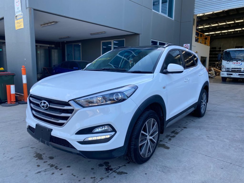 Car Wreckers - Hyundai Tucson 2016 White Auto Petrol