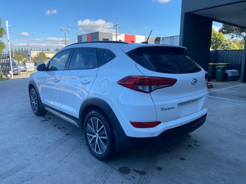 Car Wreckers - Hyundai Tucson 2016 White Auto Petrol
