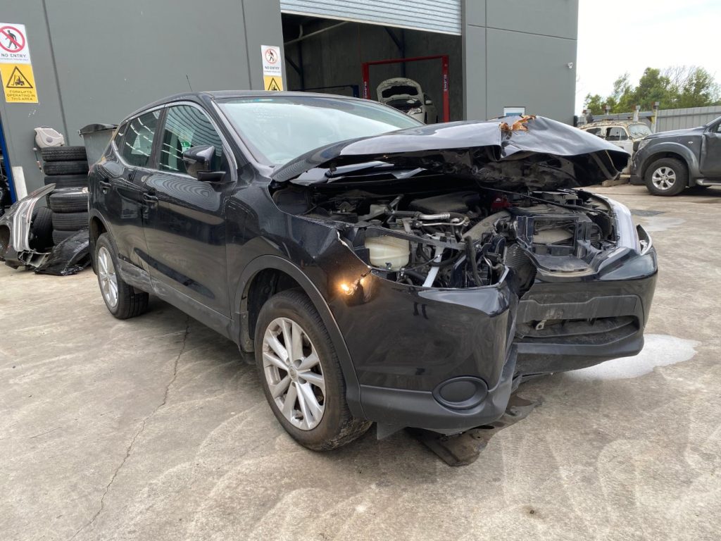 Car Wreckers - Nissan Qashqai 2016 Black Auto Petrol