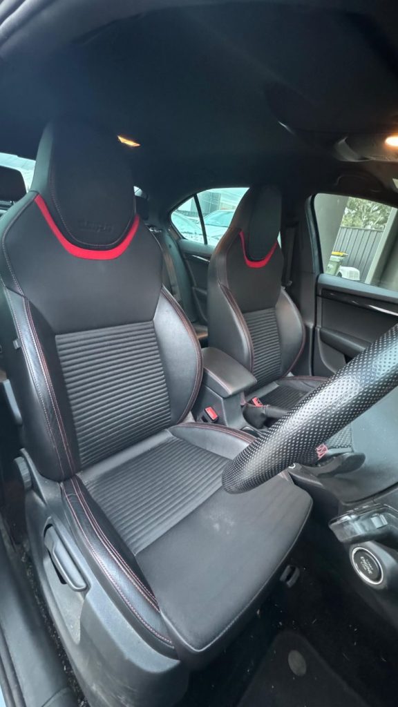 Car Wreckers - Skoda Octavia 2016 Grey Auto