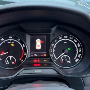 Car Wreckers - Skoda Octavia 2016 Grey Auto