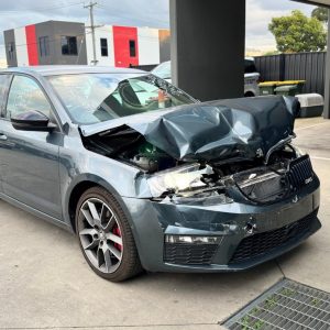 Car Wreckers - Skoda Octavia 2016 Grey Auto