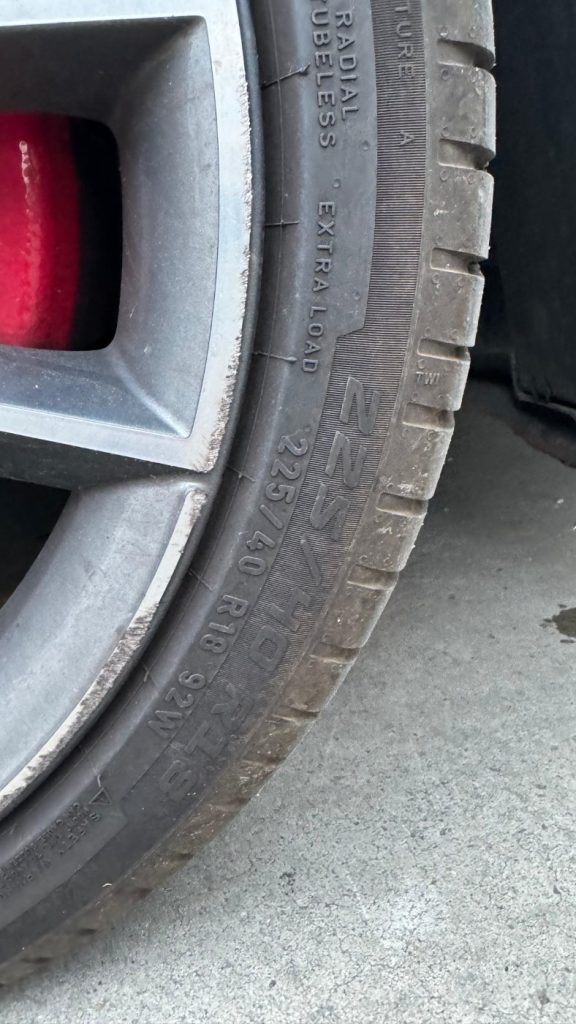 Car Wreckers - Skoda Octavia 2016 Grey Auto