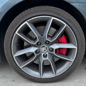 Car Wreckers - Skoda Octavia 2016 Grey Auto