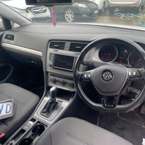 Car Wreckers - Volkswagen Golf 2016 White Auto Petrol