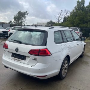 Car Wreckers - Volkswagen Golf 2016 White Auto Petrol