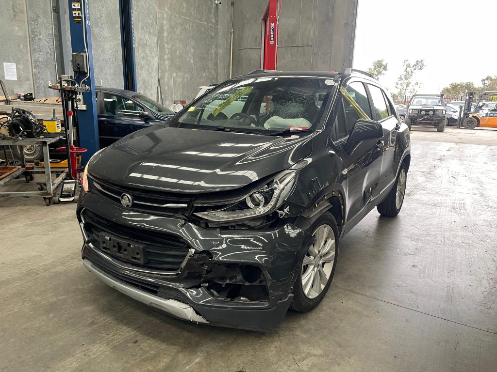 Car Wreckers - Holden Trax 2017 Grey Auto Petrol