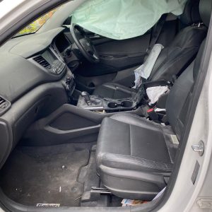 Car Wreckers - Hyundai Tucson 2017 White Auto Petrol