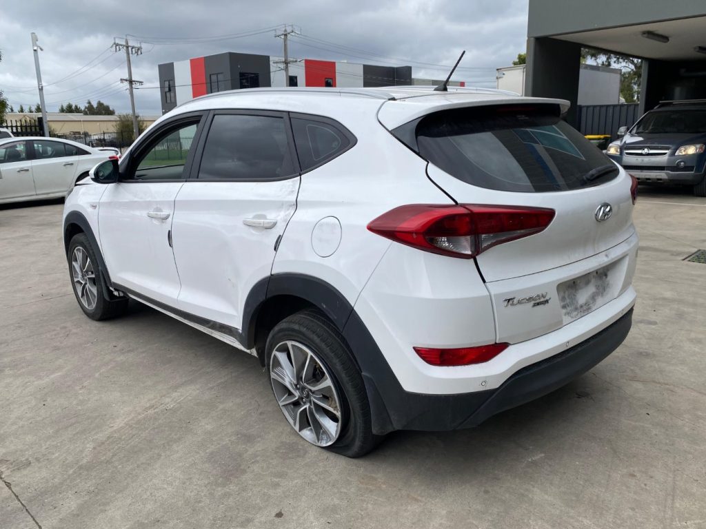 Car Wreckers - Hyundai Tucson 2017 White Auto Petrol