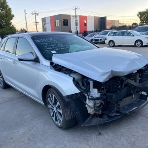 Car Wreckers - Hyundai i30 2017 Silver Auto