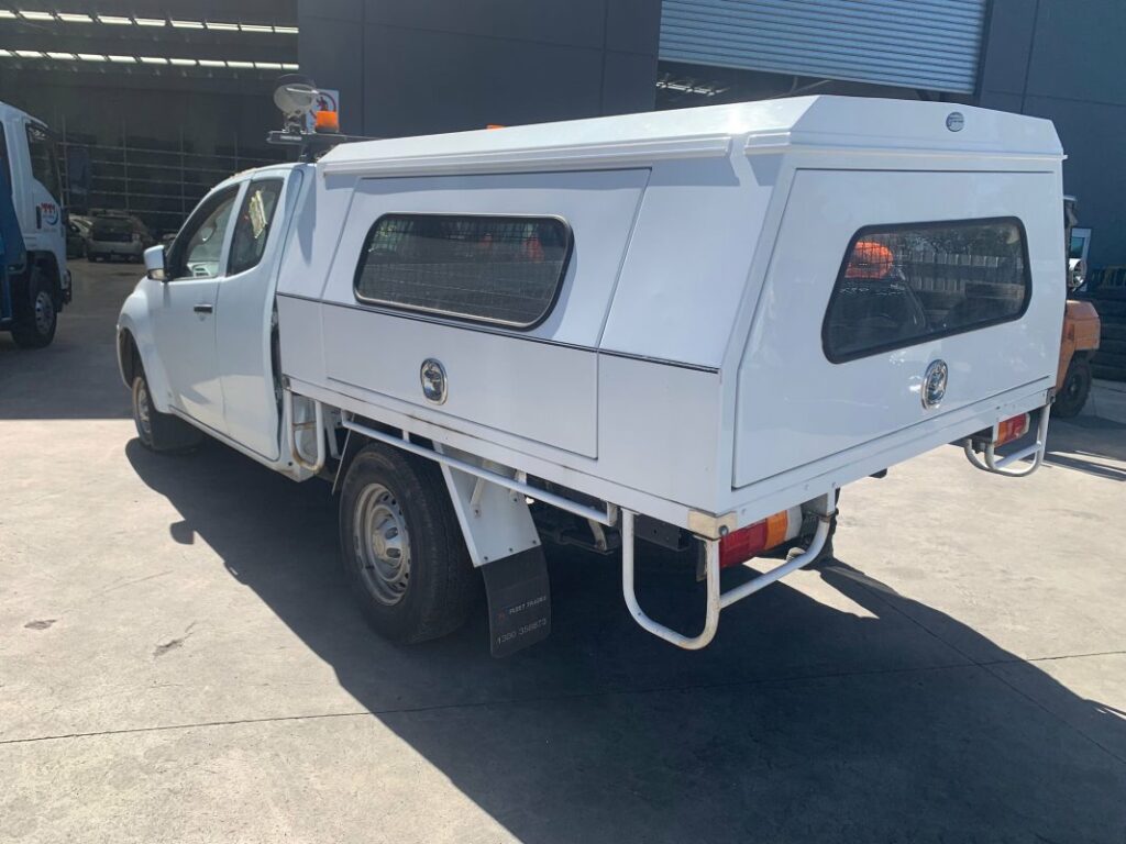 Car Wreckers - Isuzu D-Max 2017