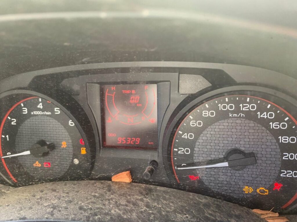 Car Wreckers - Isuzu D-Max 2017