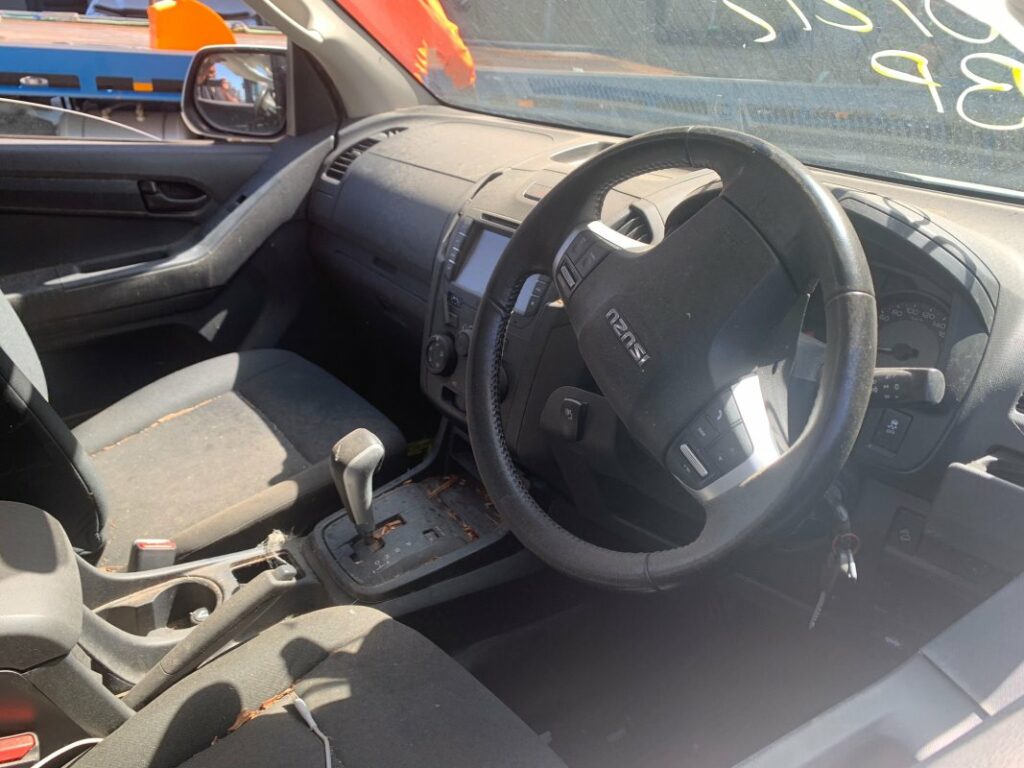 Car Wreckers - Isuzu D-Max 2017