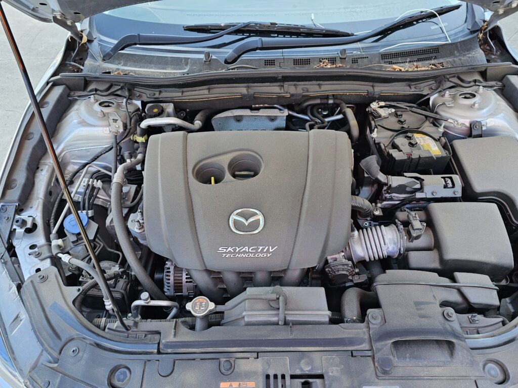 Car Wrecker - 2017 Mazda Mazda3