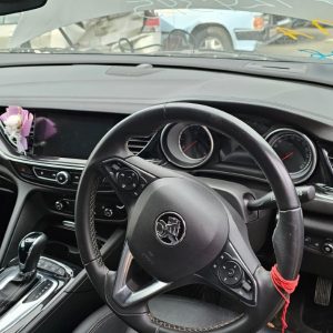 Car Wreckers - Holden Calais 2018 Grey Auto Petrol