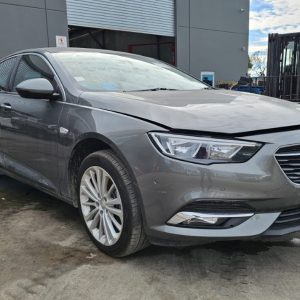 Car Wreckers - Holden Calais 2018 Grey Auto Petrol